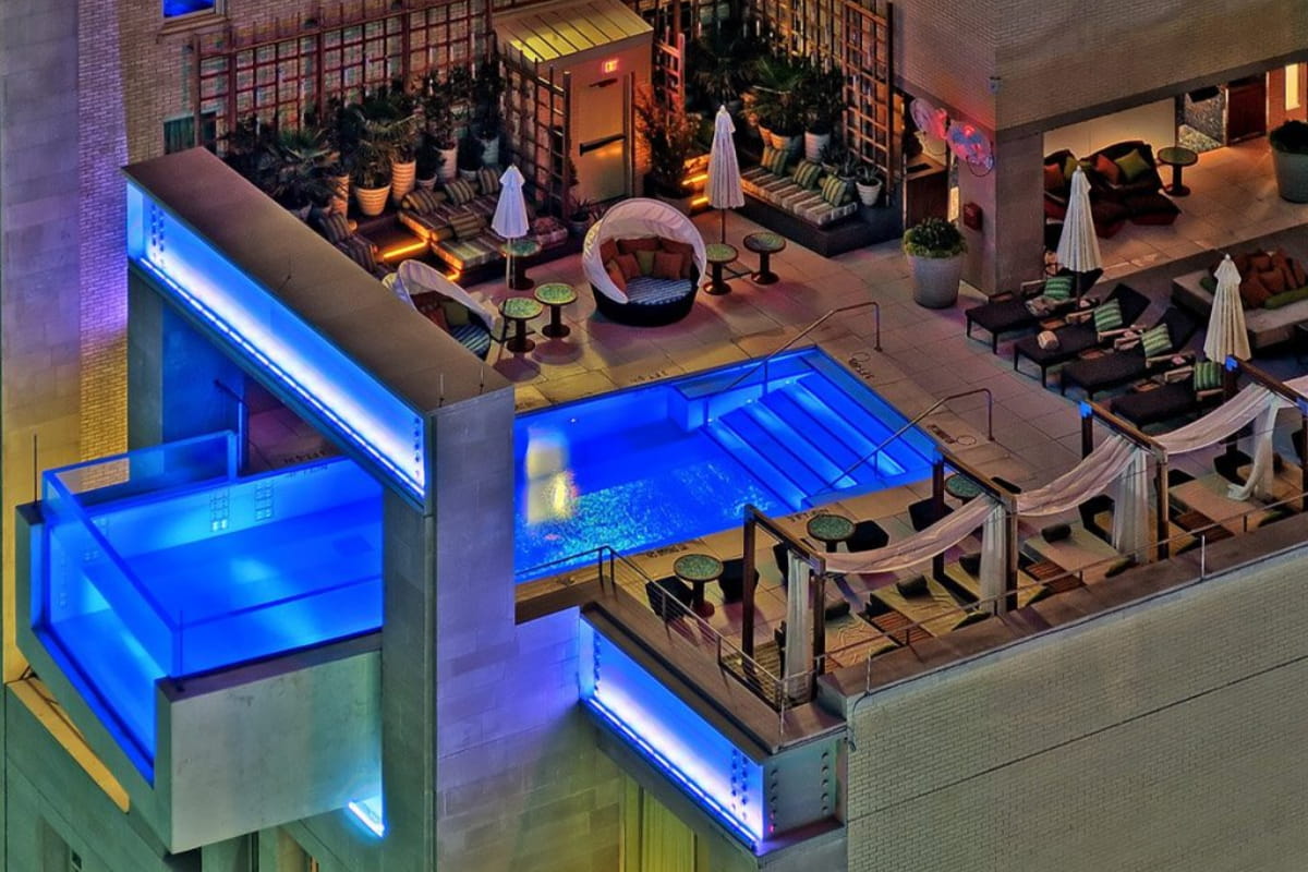 10 The pool of Joule Hotel Dallas